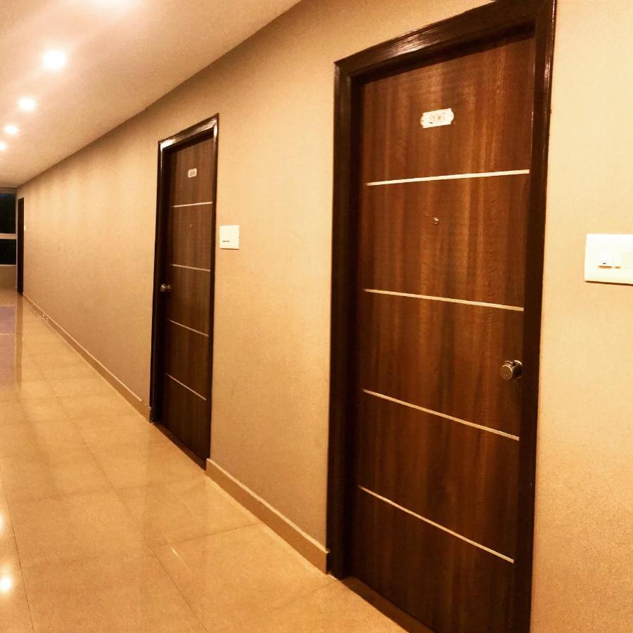 Hotel Sharada Residency Somvārpet Exterior foto